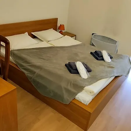 Sa Services Private Apartments, Eagle Rock Complex Belchin